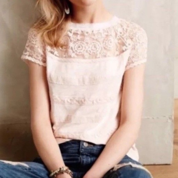 Anthropologie Tops - Anthropologie Meadow Rue lace blush pink shirt M